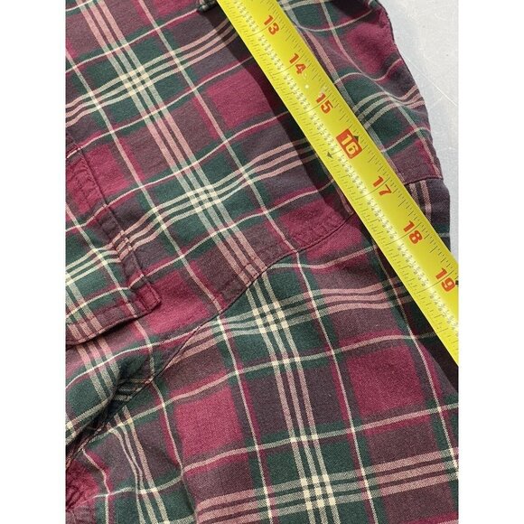Cabela's Mens Shirt Size Medium Red Green Plaid Button Down - Picture 6 of 8